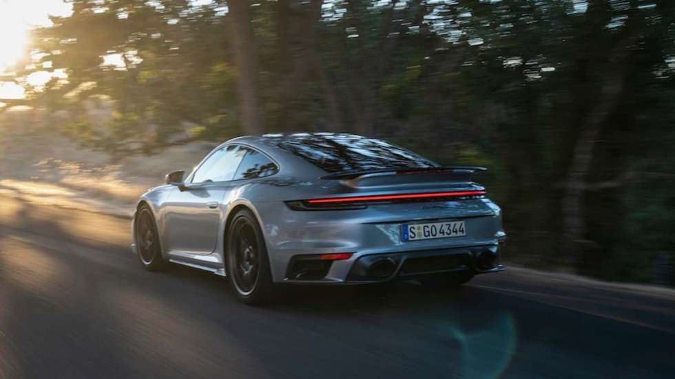 Porsche: Τιμά τα πρώτα «ήντα» της  911 Turbo με την επετειακή 50 Years